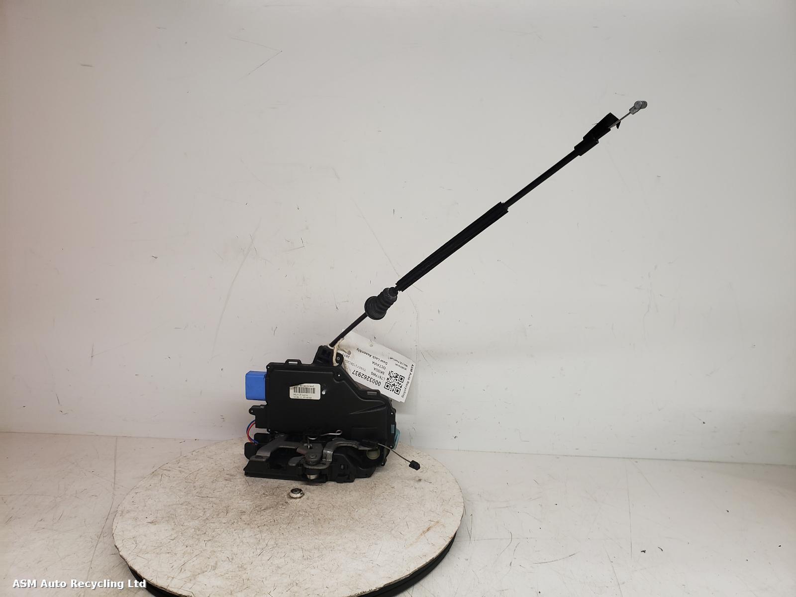 View Auto part Door Lock Assembly Skoda Octavia 2011