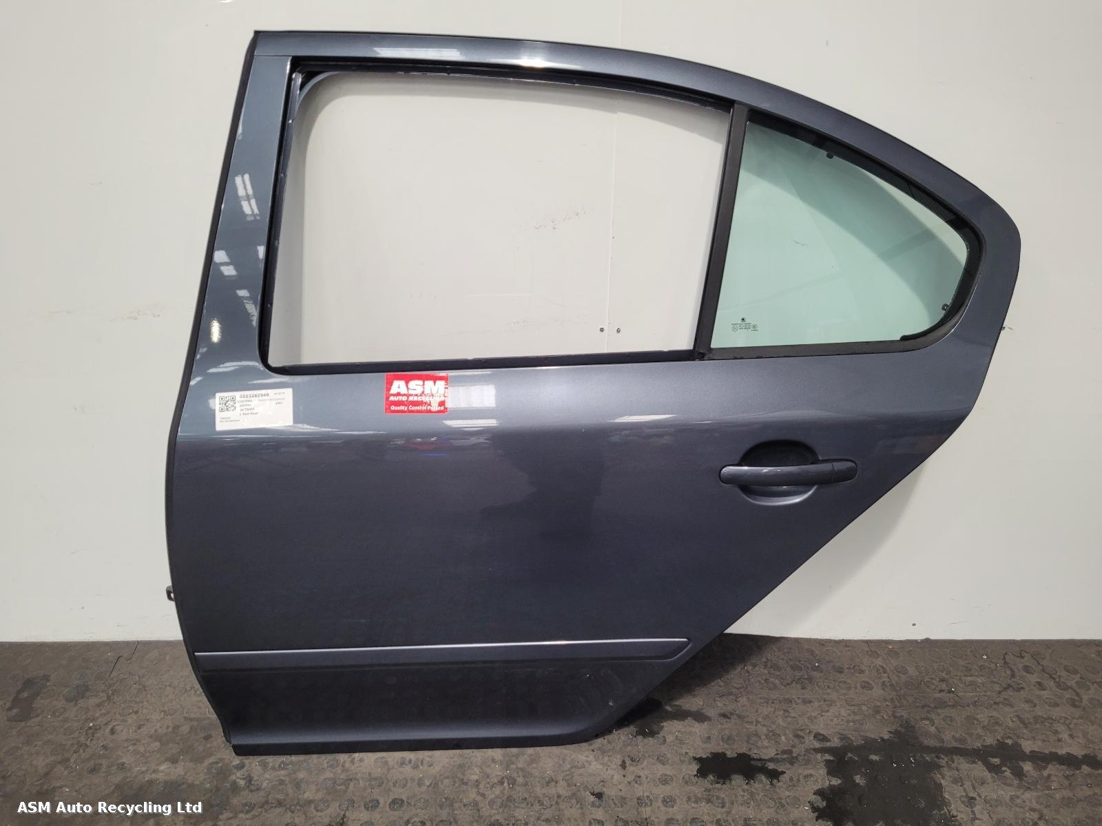 View Auto part L Rear Door Skoda Octavia 2011