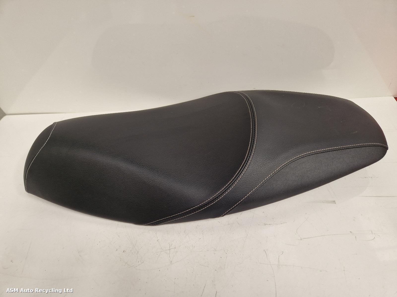 View Auto part Front Seat Yamaha Tricity 125 2025