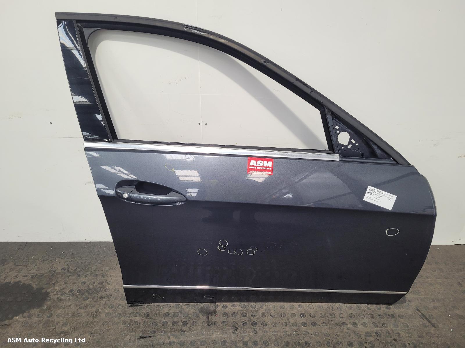 View Auto part R Front Door Mercedes E Class 2010