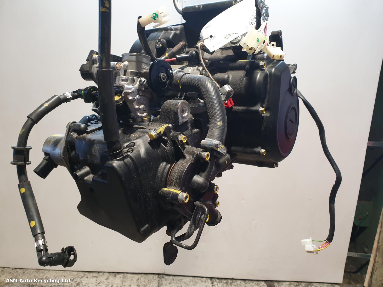 View Auto part Engine Yamaha Xsr125 2022