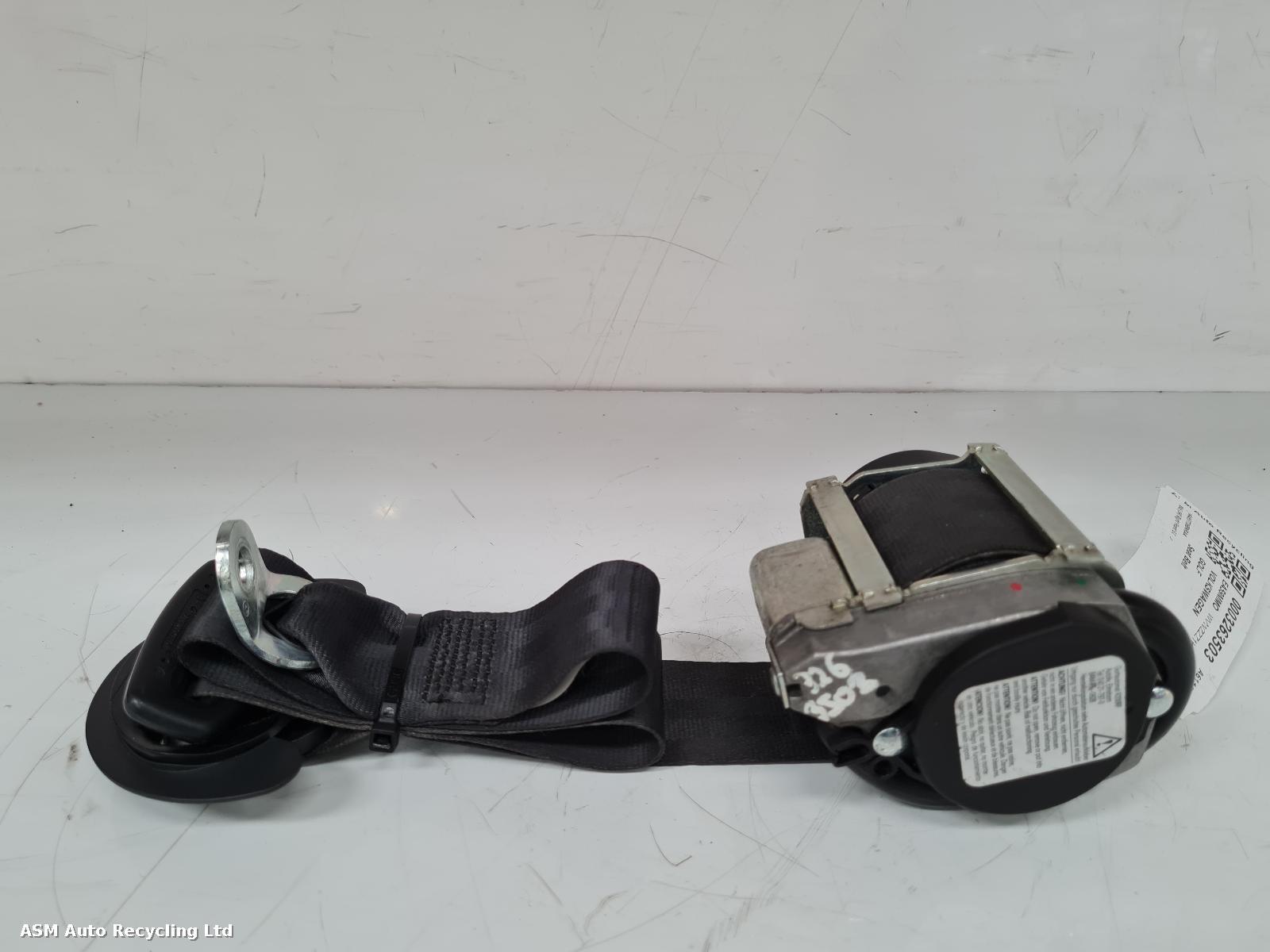 View Auto part Seat Belt Volkswagen Golf 2009