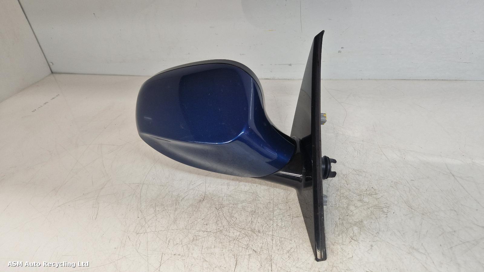 View Auto part R Door Mirror Bmw 1 Series 2010