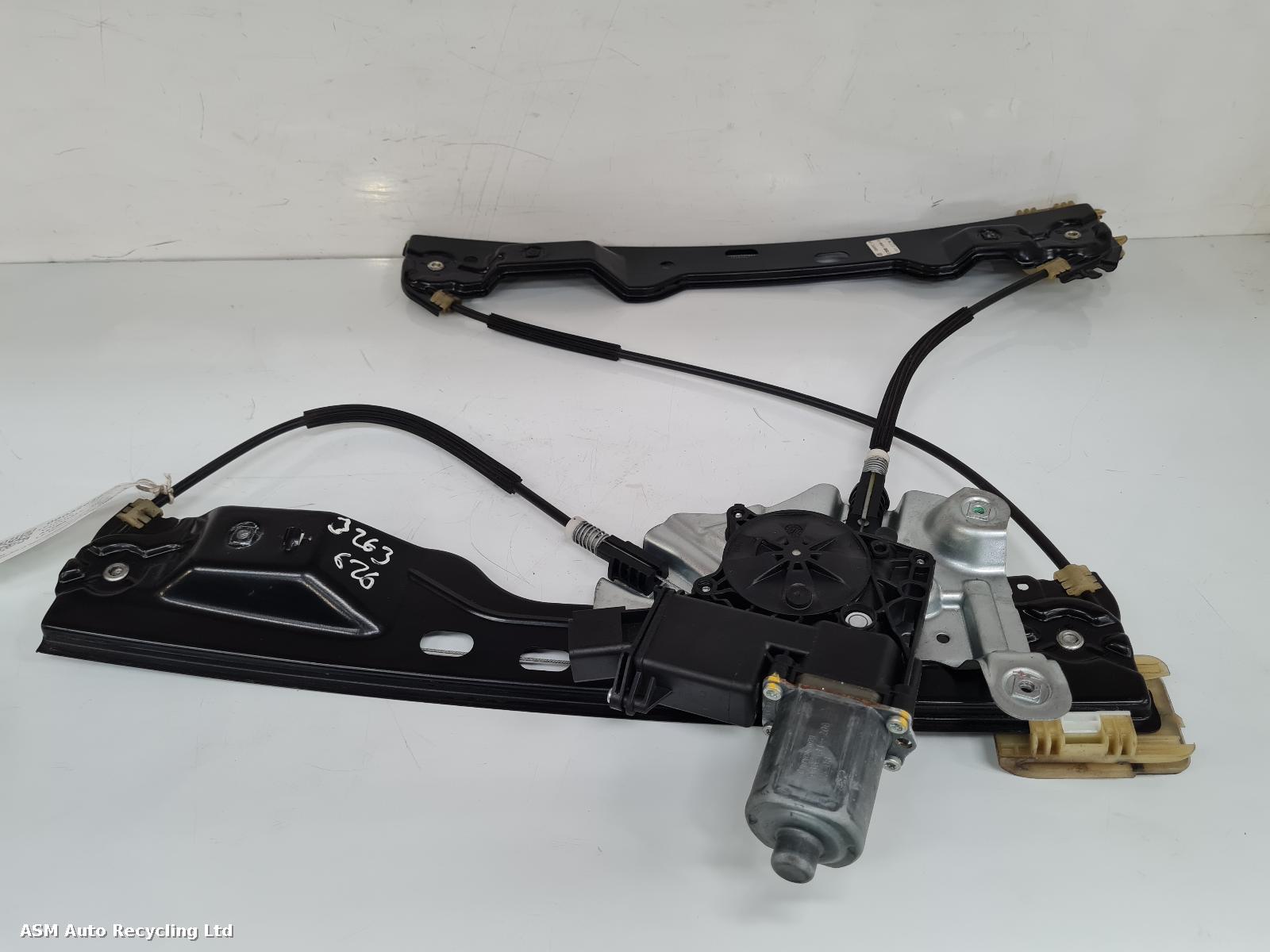 View Auto part LF Window Regulator Vauxhall Astra 2015