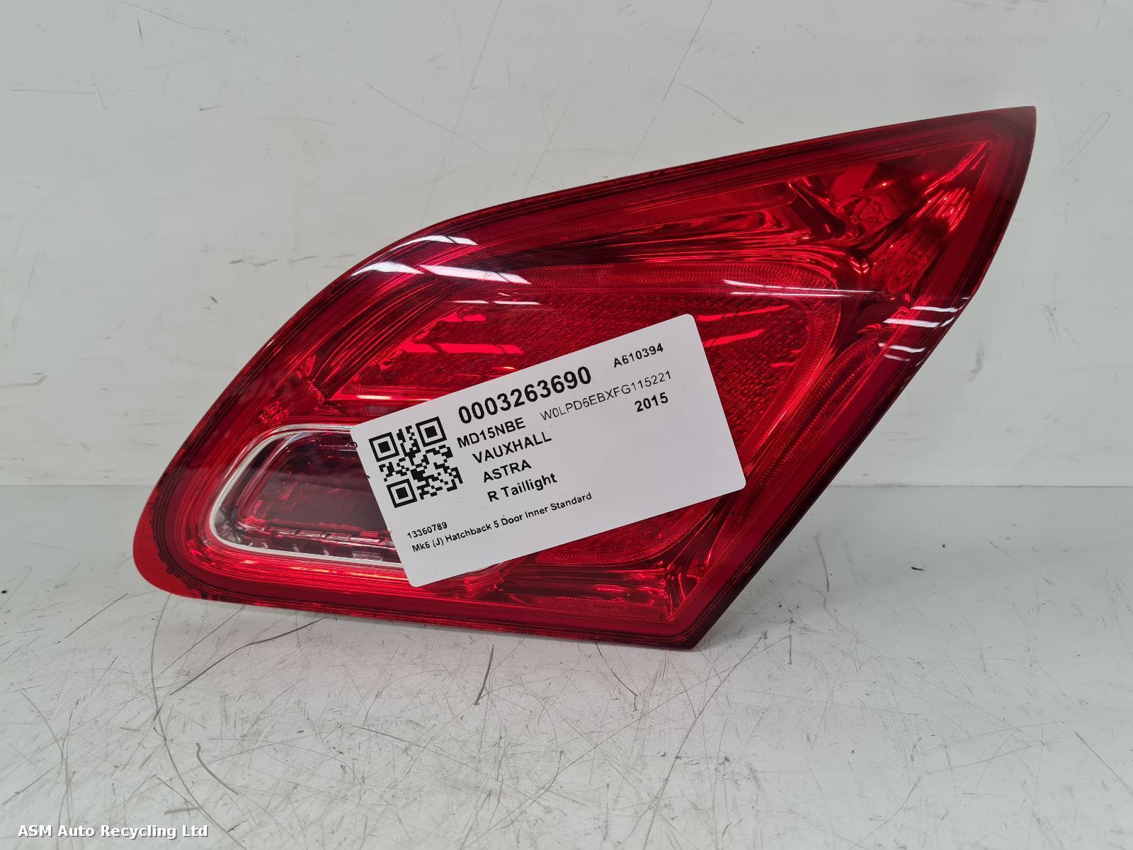 View Auto part R Taillight Vauxhall Astra 2015