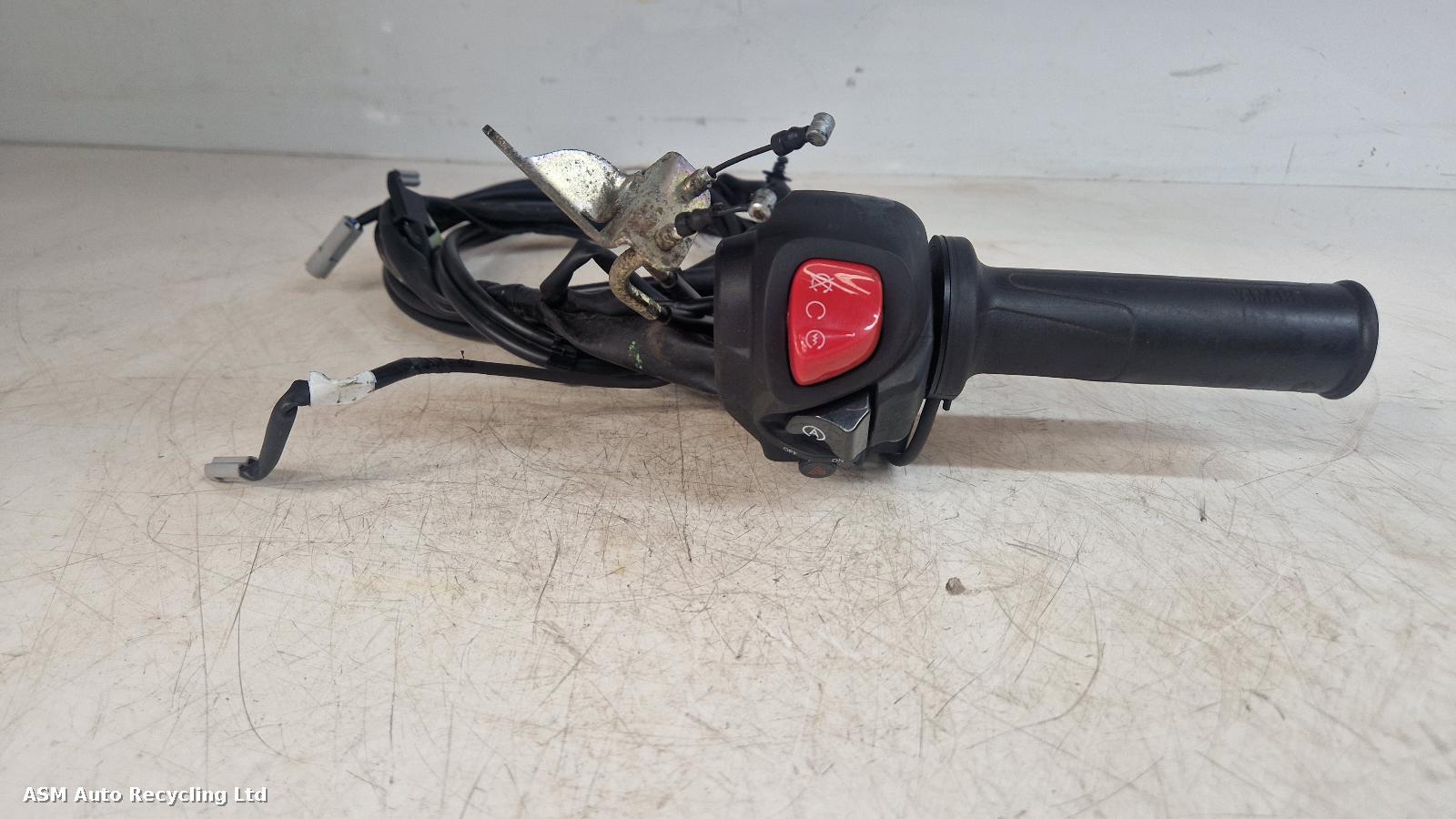 View Auto part RH Switch Gear Yamaha Xmax 125 Tech Max 2025