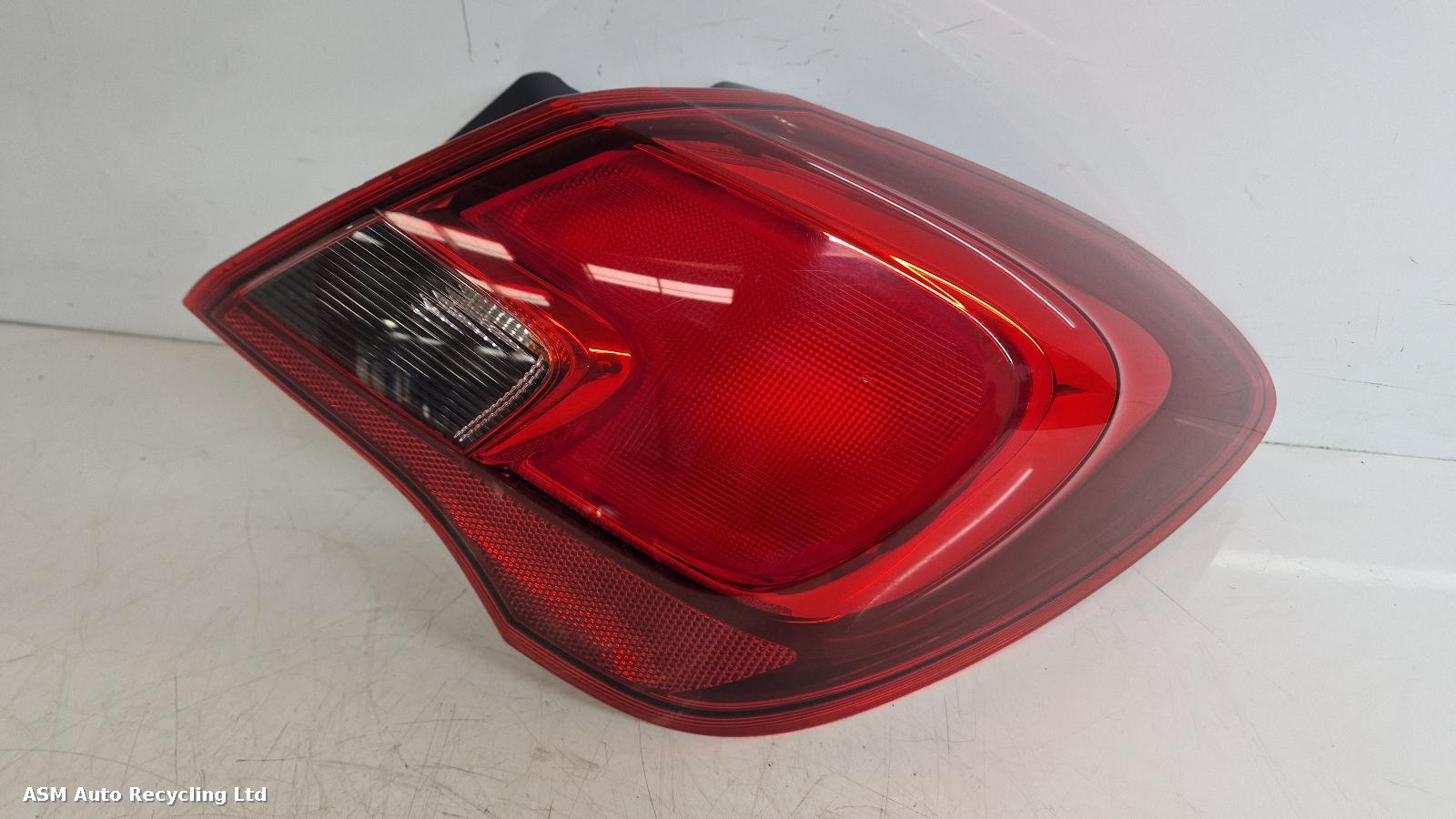 View Auto part R Taillight Vauxhall Corsa 2016