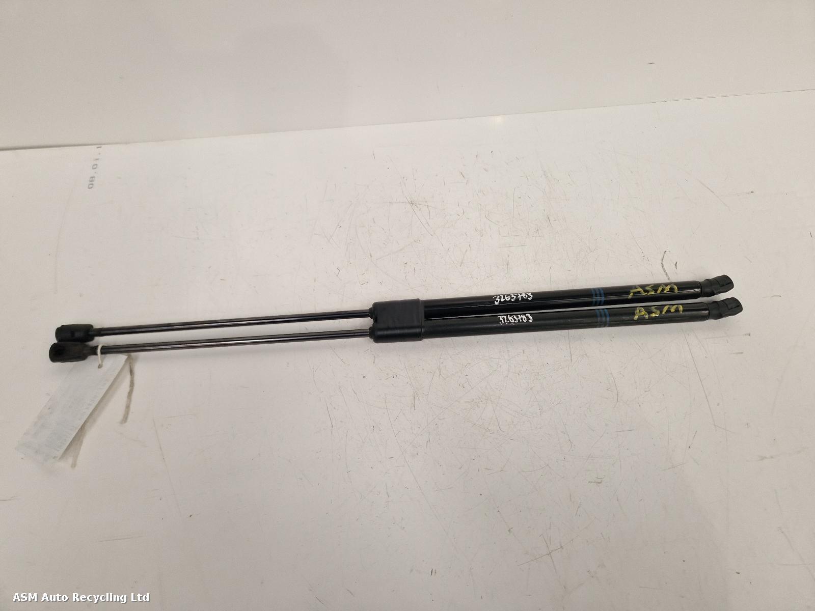 View Auto part Hatch Strut/Shock Vauxhall Corsa 2016