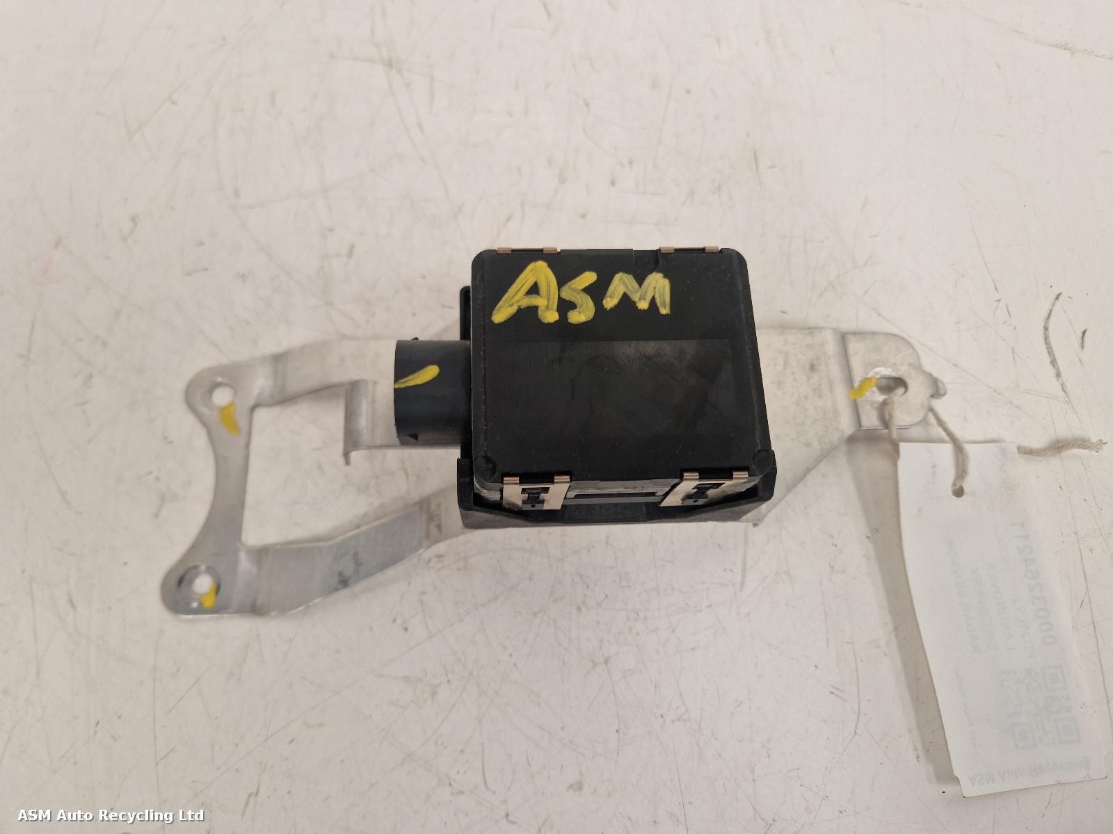 View Auto part Radar Sensor Land Rover Discovery 2023
