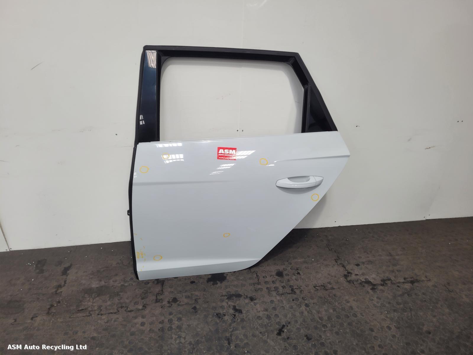 View Auto part L Rear Door Seat Leon 2019