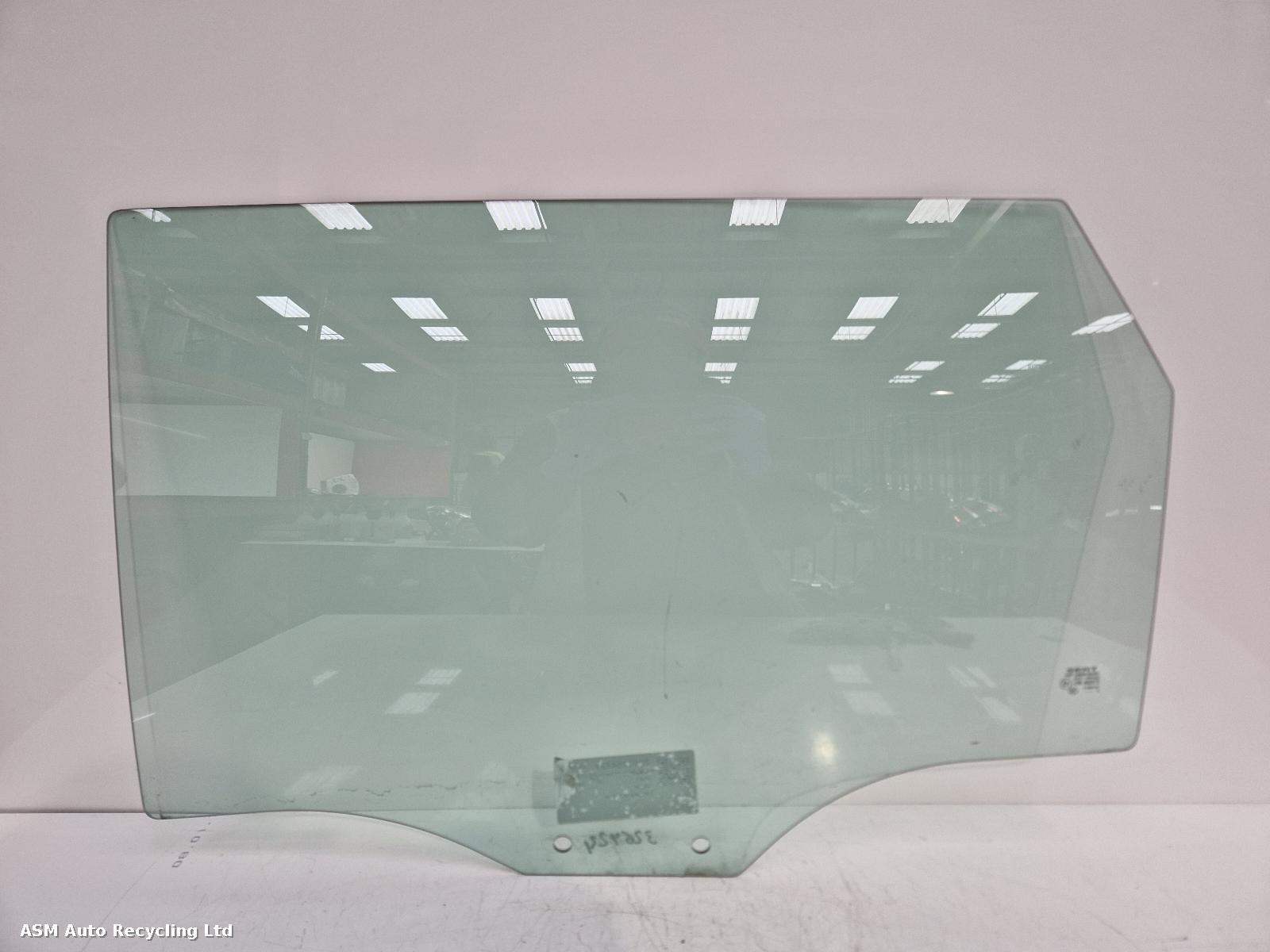 View Auto part LR Door Window Seat Leon 2019