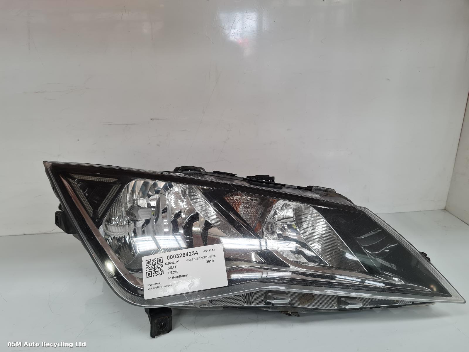 View Auto part R Headlamp Seat Leon 2019