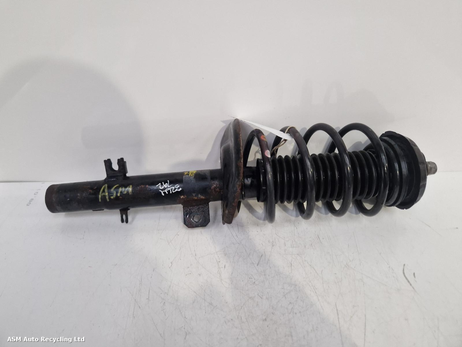 View Auto part RF Strut Peugeot 2008 2016