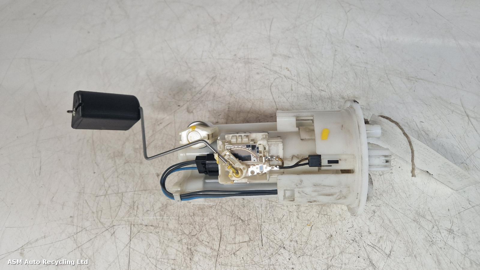 View Auto part Fuel Pump Yamaha Xj6 2013