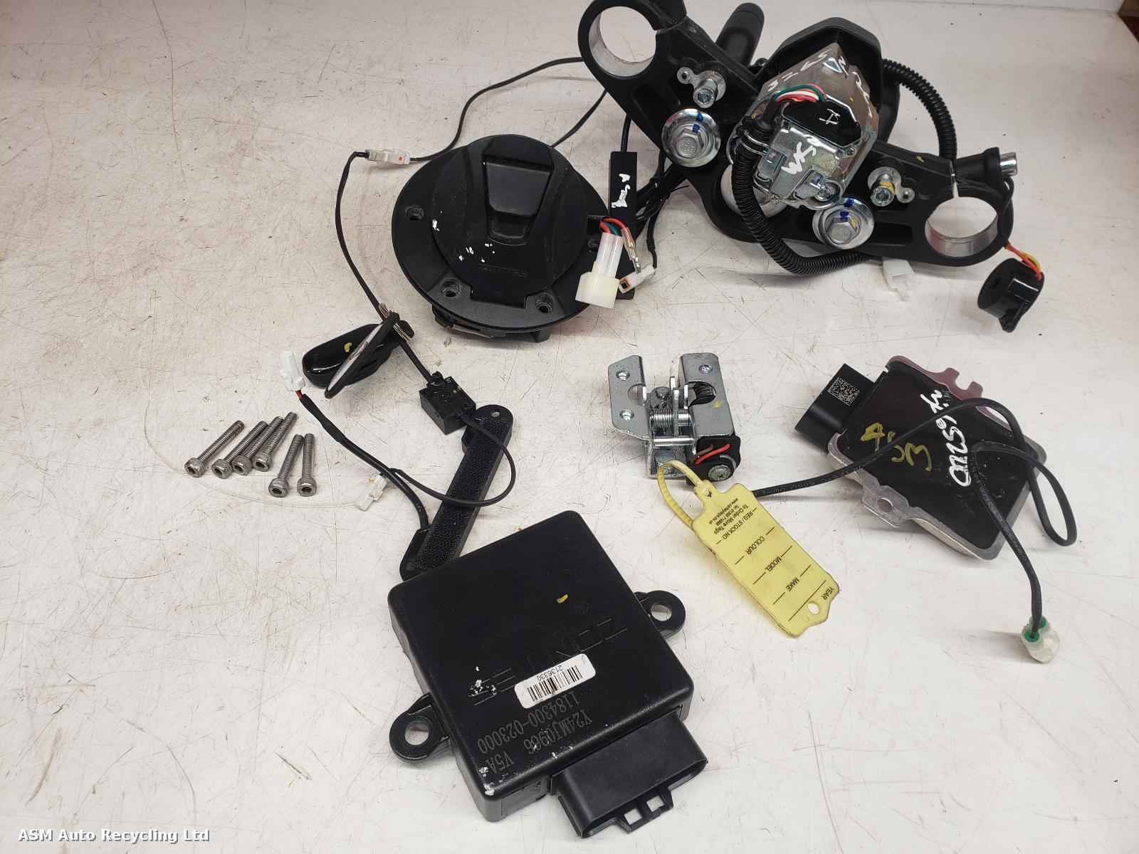 View Auto part Comp.Lock Set + Keys Zontes Zt 125-c 2025