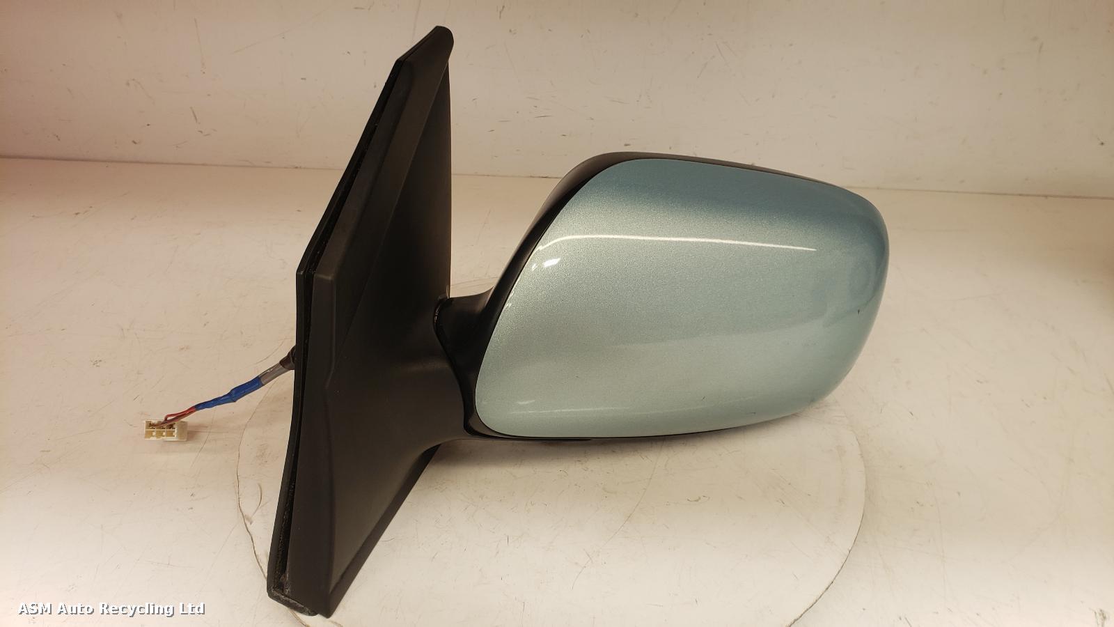 View Auto part L Door Mirror Toyota Prius 2001