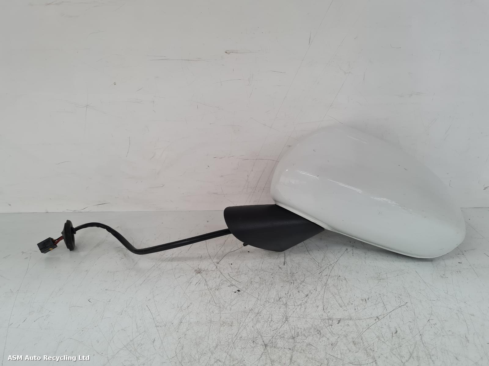 View Auto part L Door Mirror Vauxhall Corsa 2011