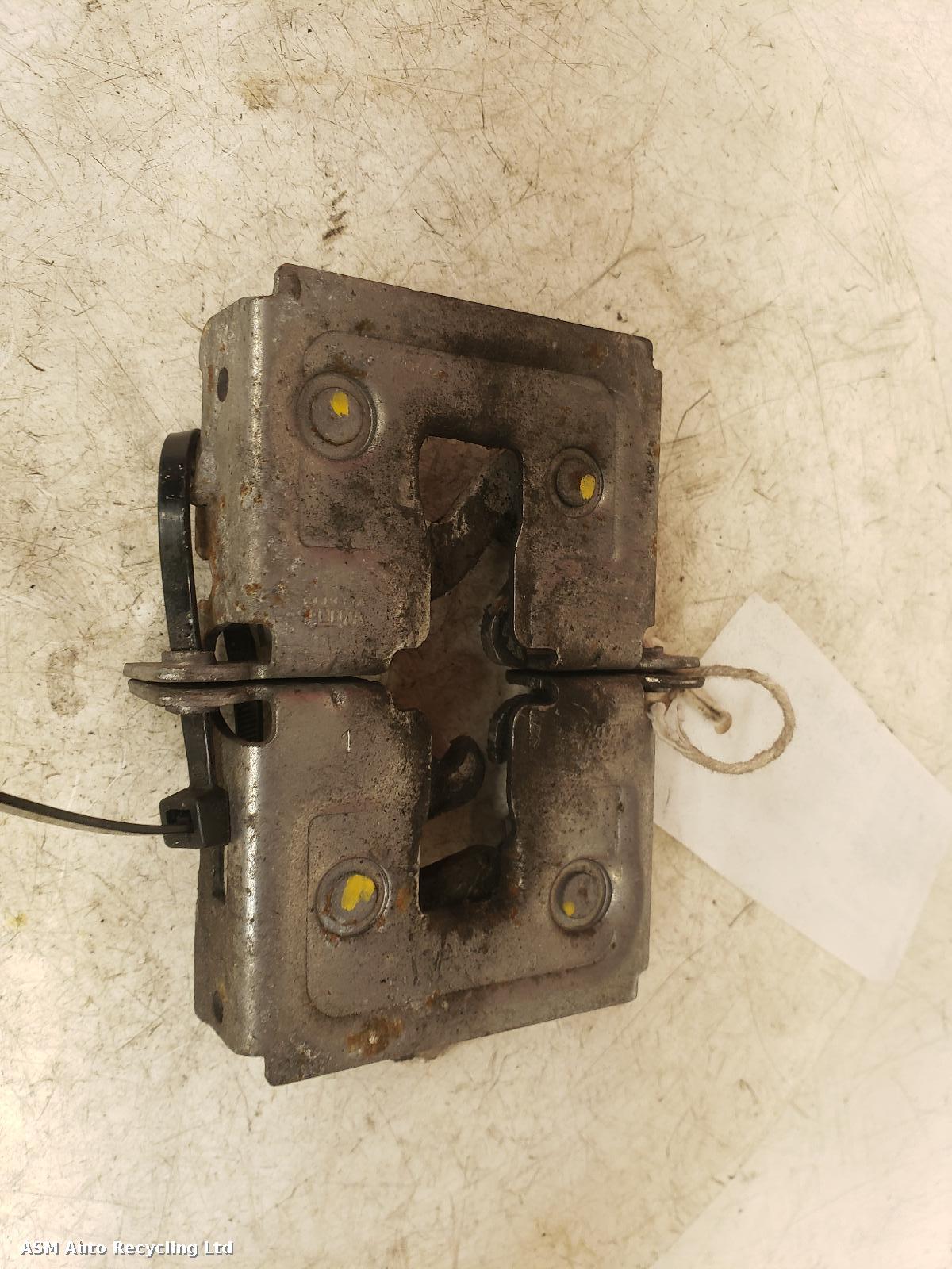 View Auto part Bonnet Latch Bmw 3 Series 2008