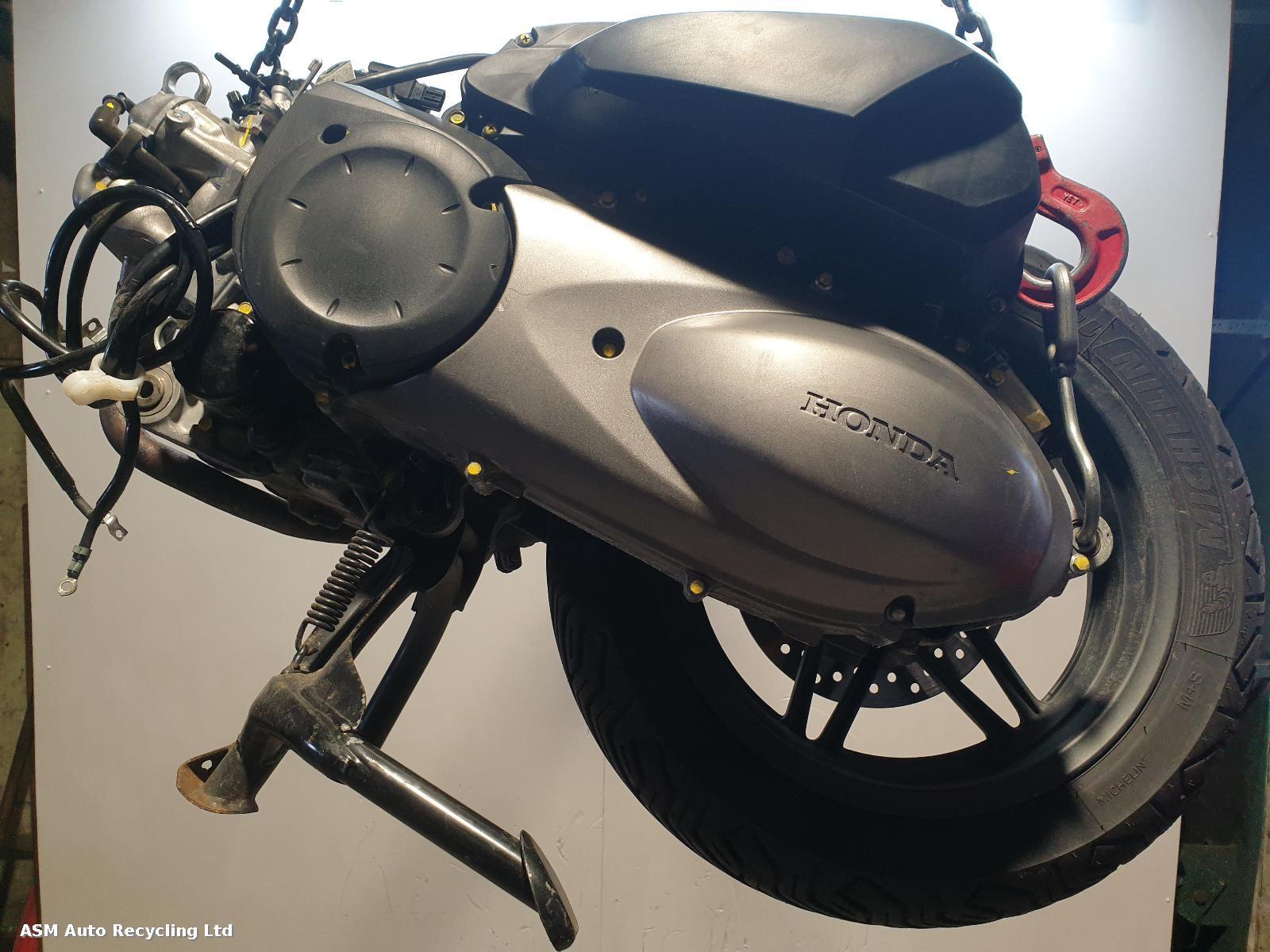 View Auto part Engine Honda Nss 300 Forza 2019