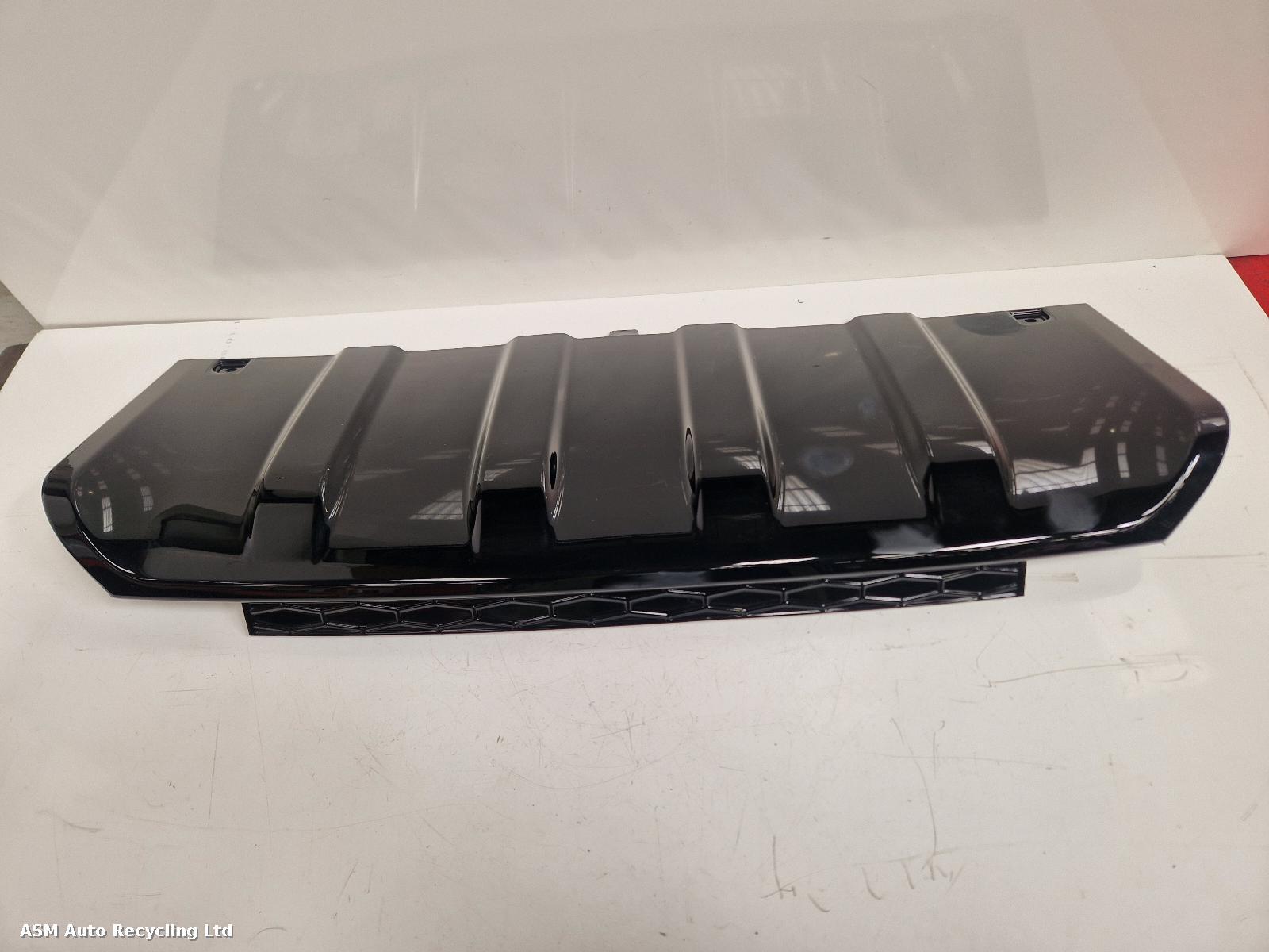 View Auto part Trim Panel Land Rover Discovery Sport 2017