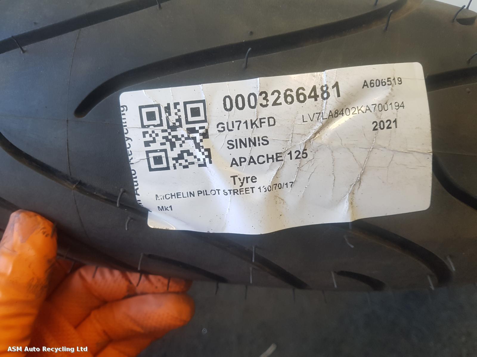 View Auto part Tyre Sinnis Apache 125 2021