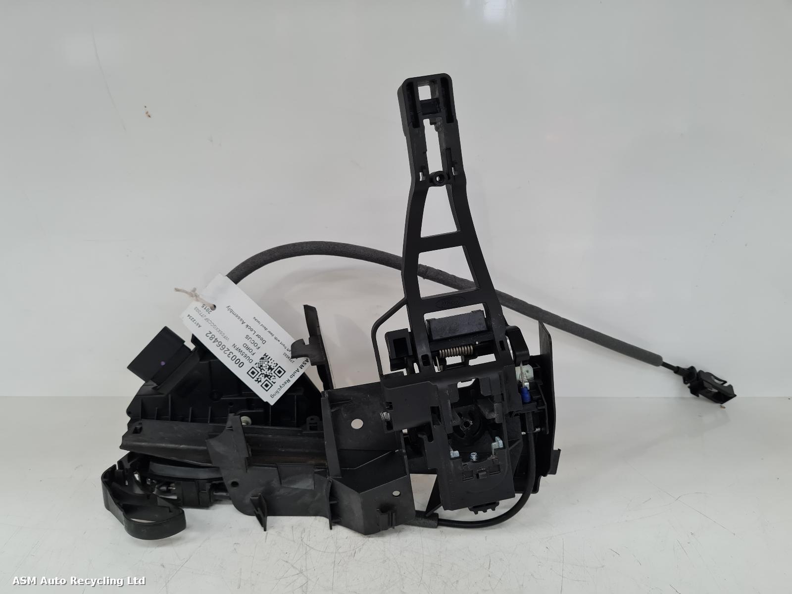 View Auto part Door Lock Assembly Ford Focus 2015