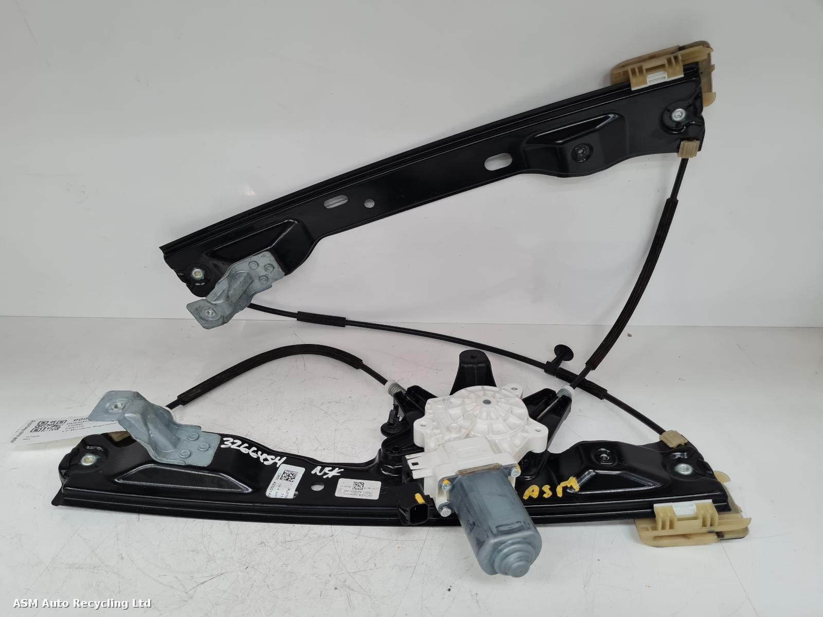 View Auto part LF Window Regulator Ford Focus 2015