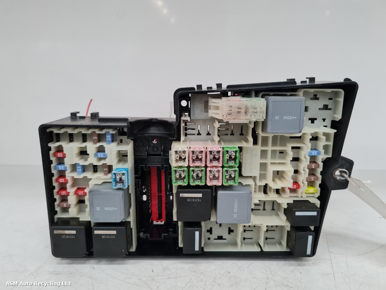 View Auto part Fuse Box Ford Focus 2015