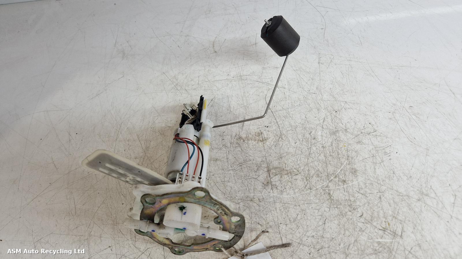 View Auto part Fuel Pump Ktm 125 Duke 2020