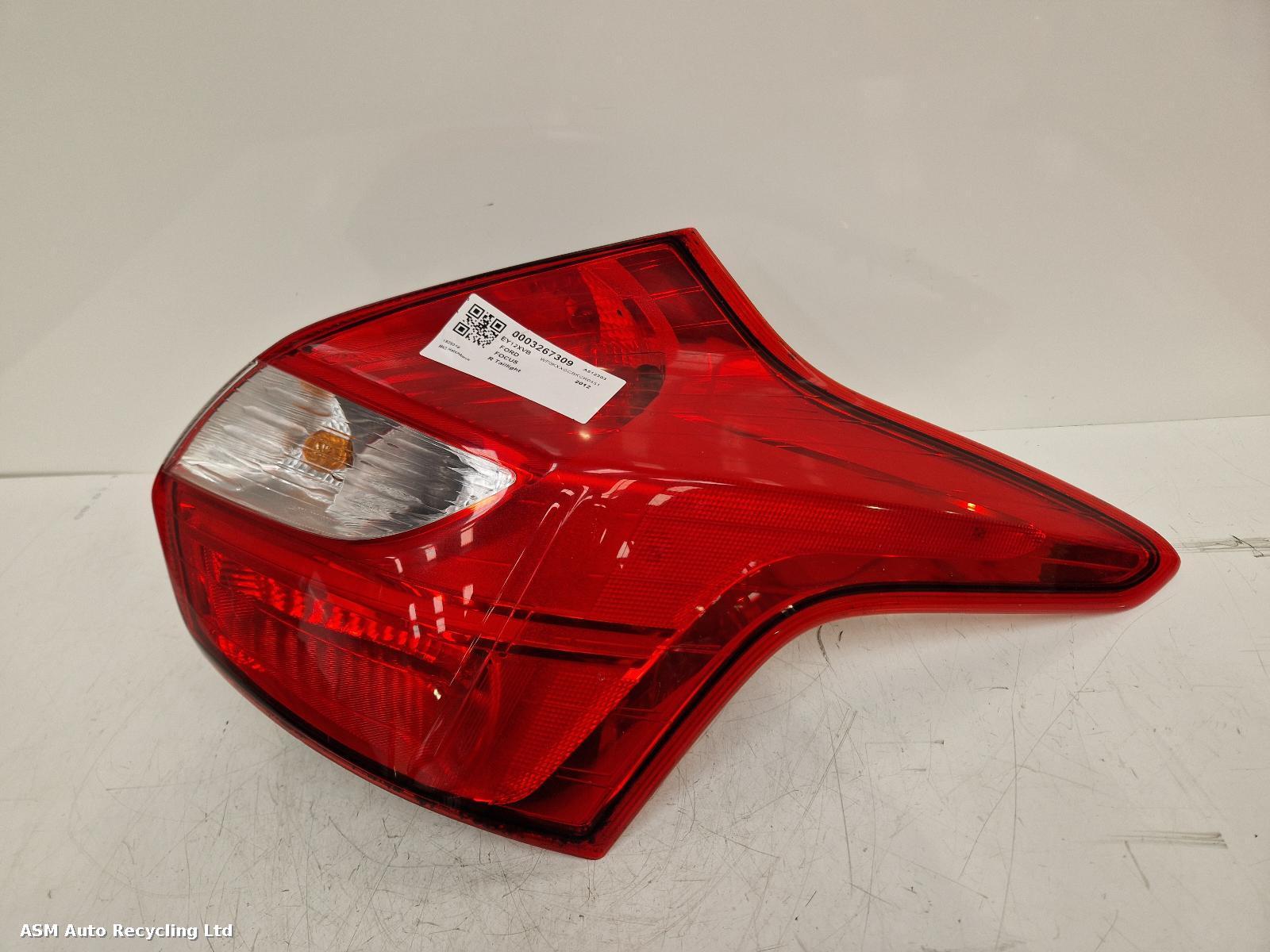 View Auto part R Taillight Ford Focus 2012