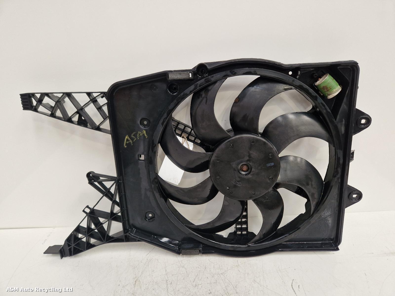 View Auto part Engine Cooling Motor Vauxhall Corsa 2013