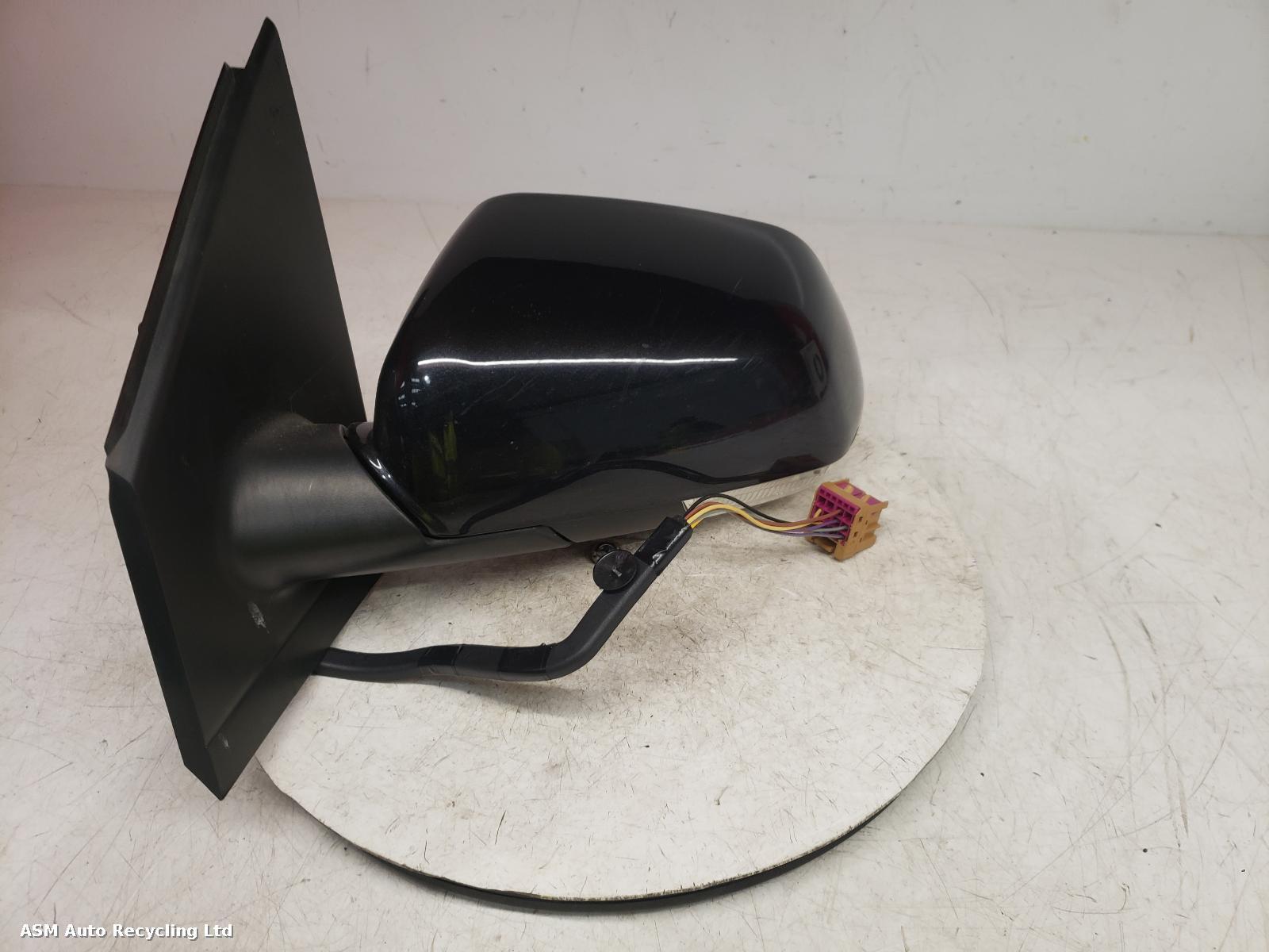 View Auto part L Door Mirror Volkswagen Polo 2009