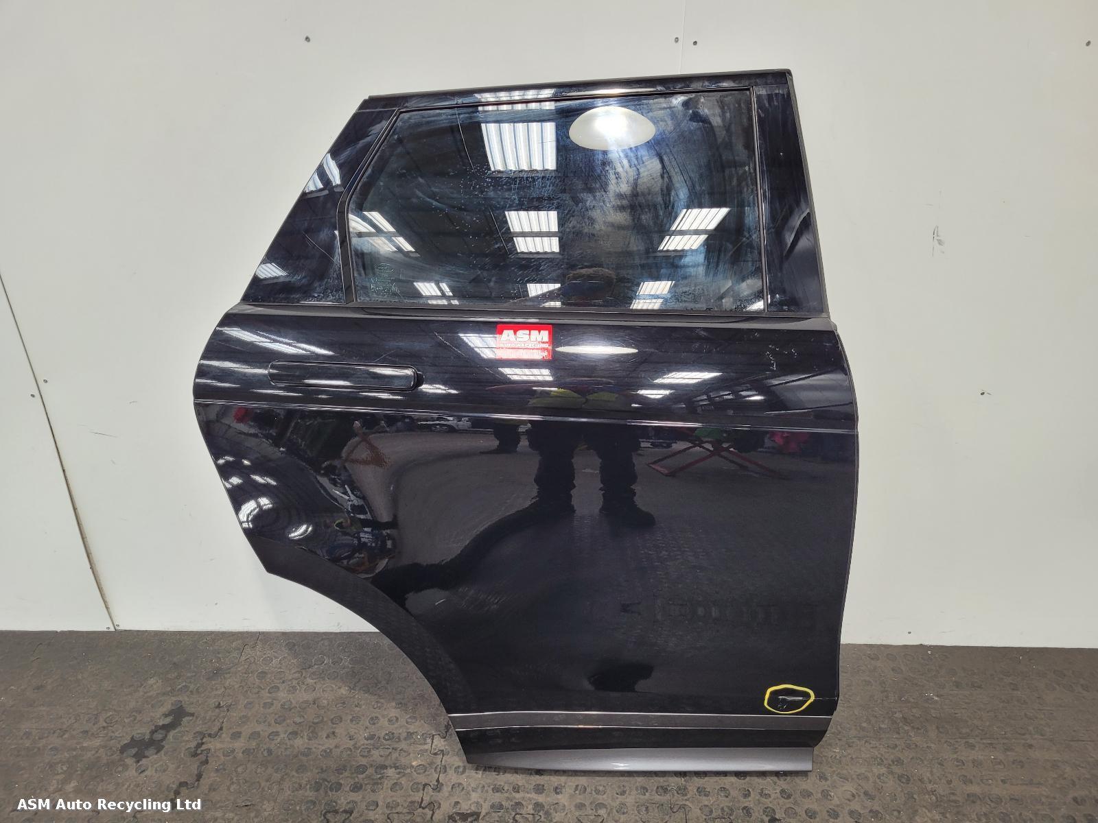 View Auto part R Rear Door Land Rover Range Rover Evoque 2020
