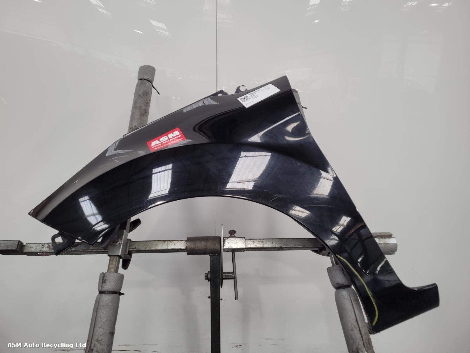 View Auto part L Wing Ford Fiesta 2010