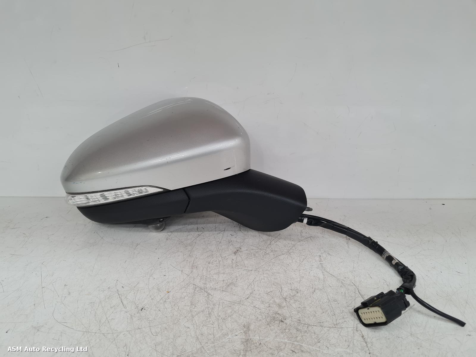 View Auto part R Door Mirror Ford Mondeo 2021