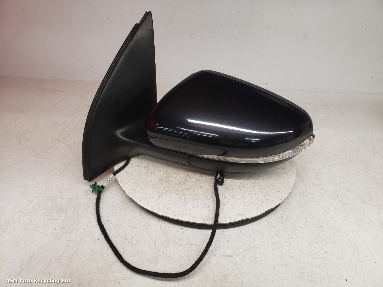 View Auto part L Door Mirror Volkswagen Golf 2010