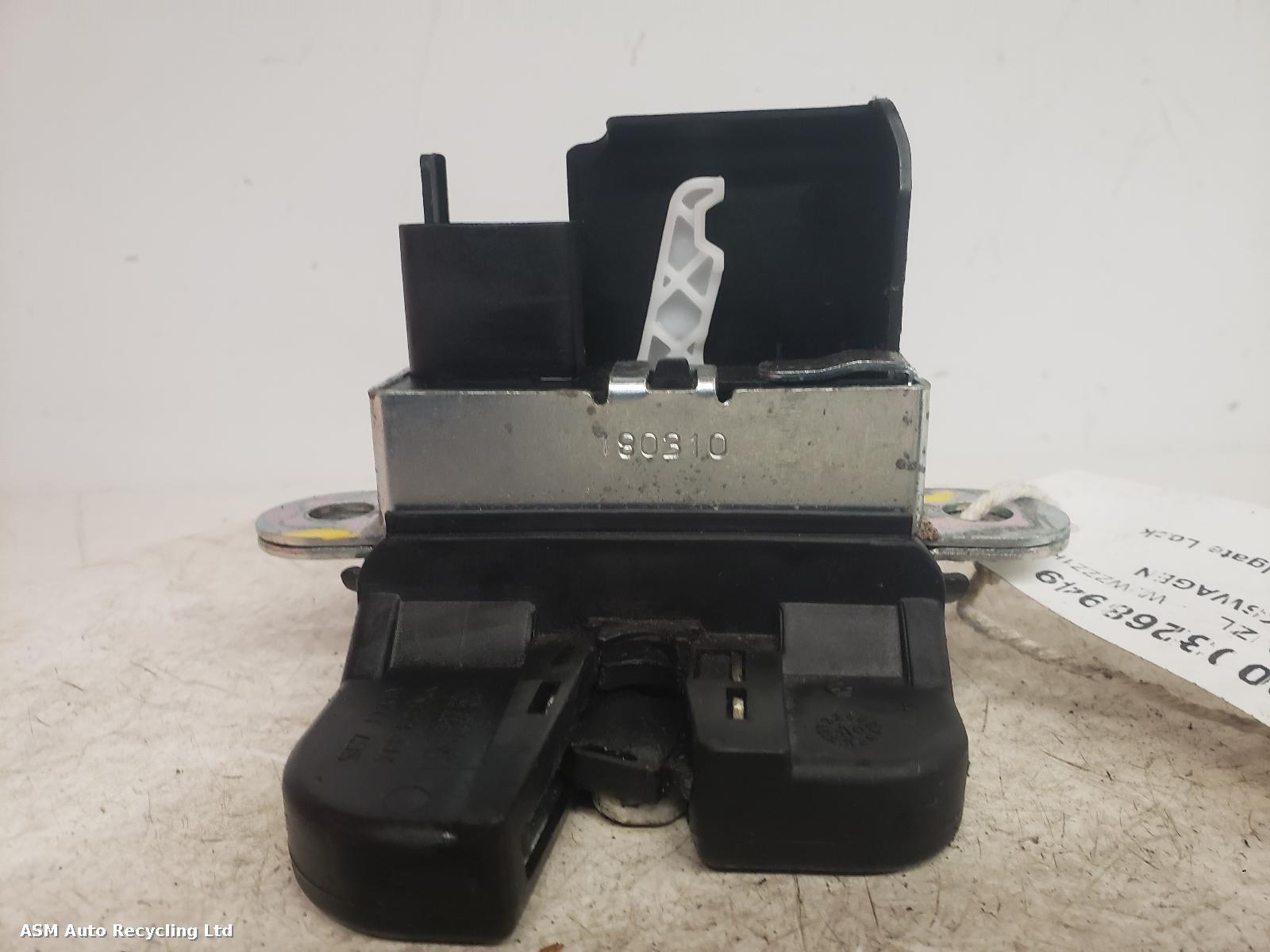 View Auto part Bootlid/Tailgate Lock Volkswagen Golf 2010