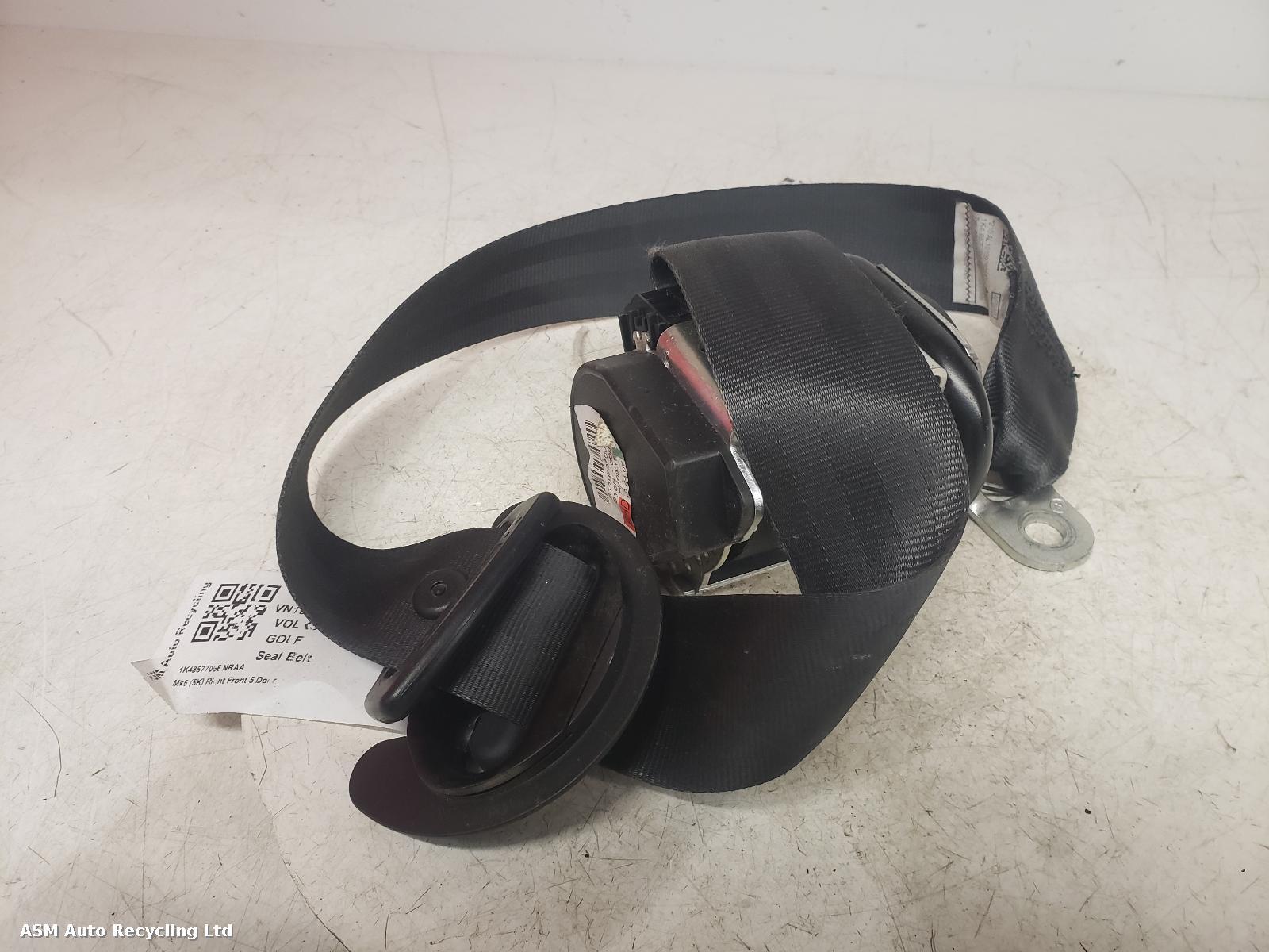 View Auto part Seat Belt Volkswagen Golf 2010