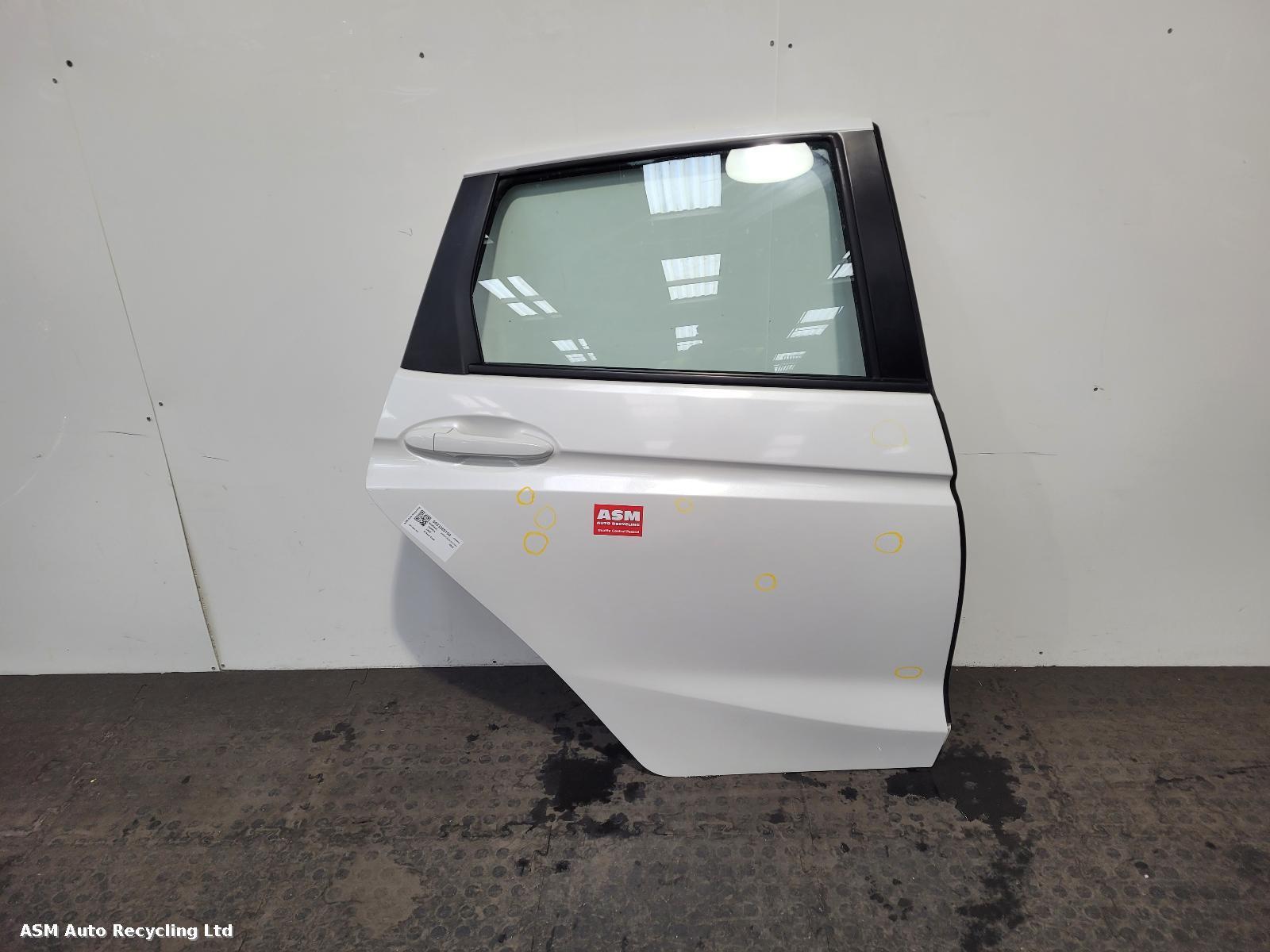 View Auto part R Rear Door Honda Jazz 2020