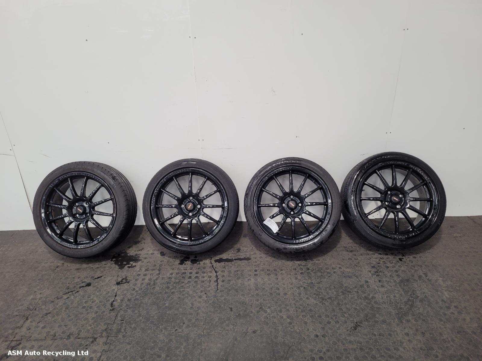 View Auto part Wheel Set Mini (bmw) Mini 2005