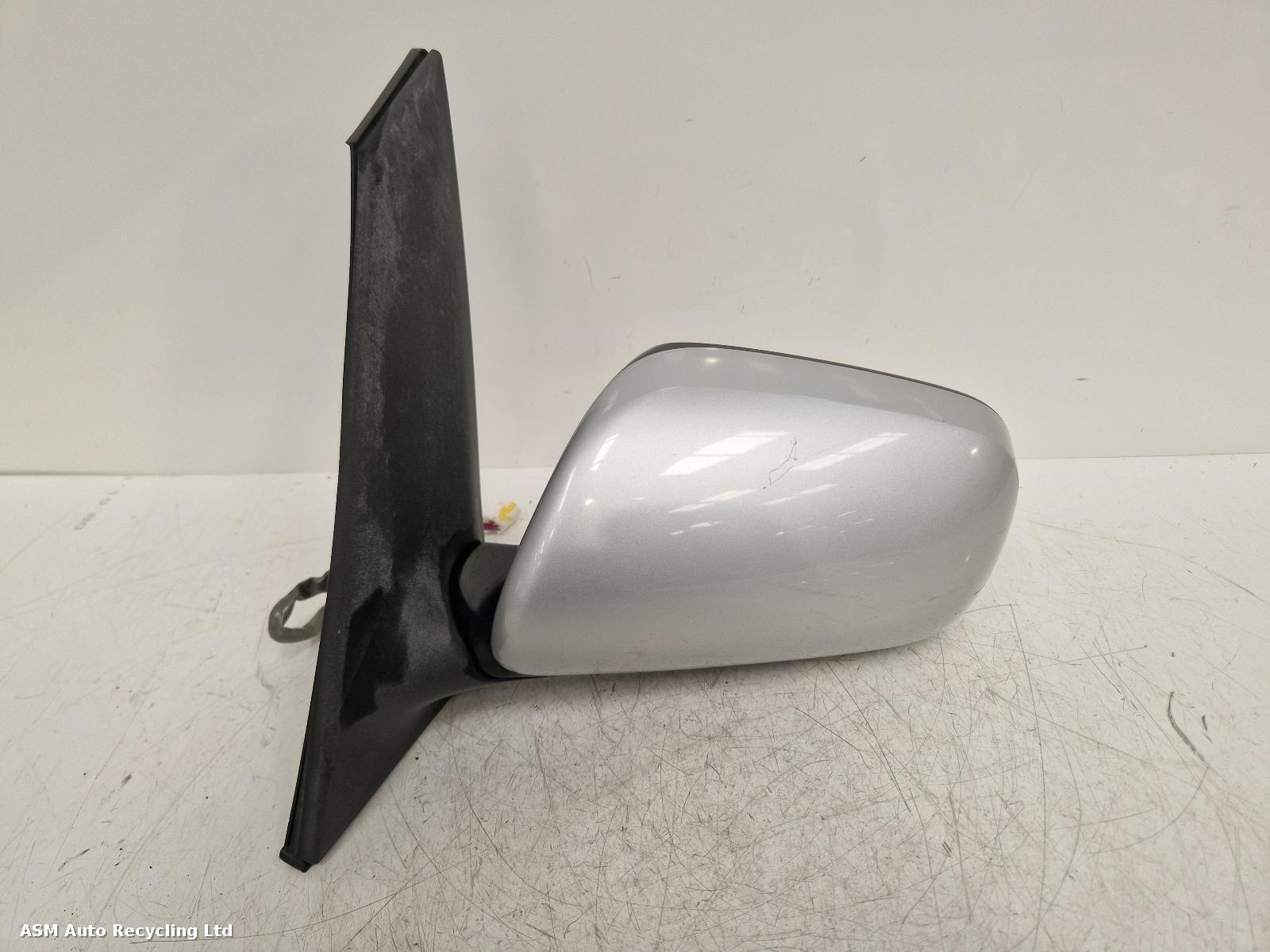 View Auto part L Door Mirror Toyota Prius 2010