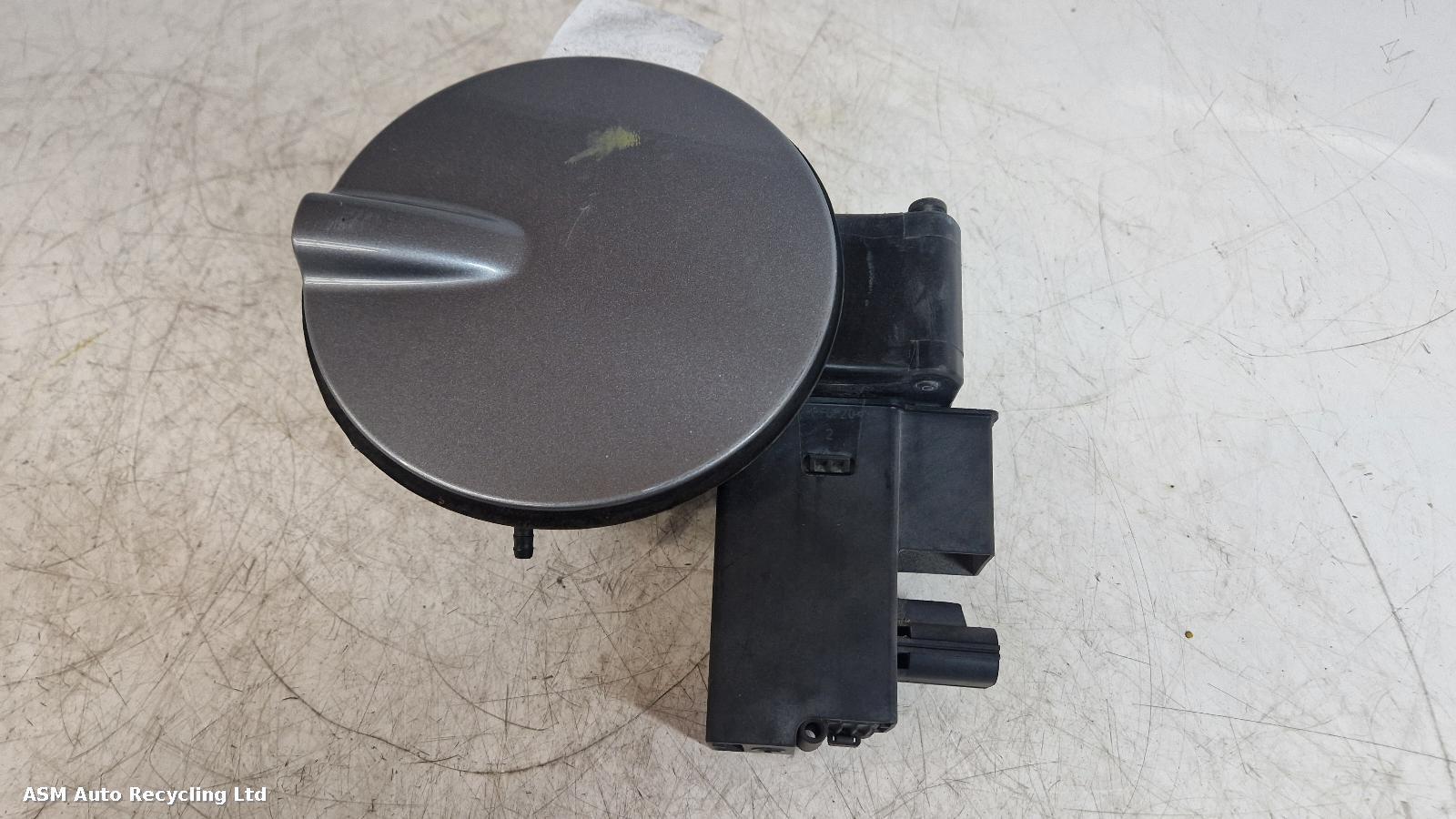 View Auto part Fuel Filler Flap Land Rover Freelander 2012