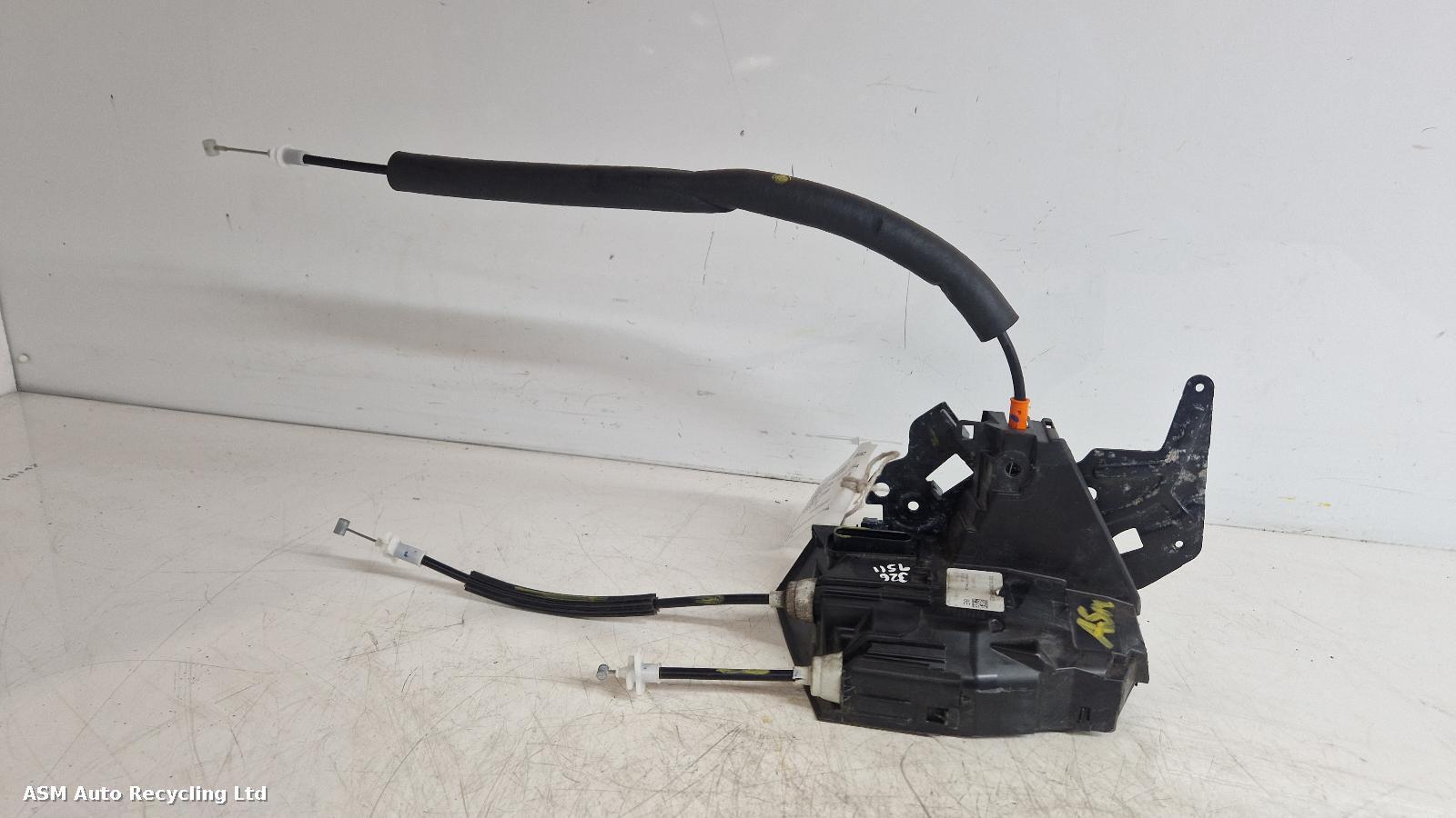 View Auto part Door Lock Assembly Jaguar Xe 2015