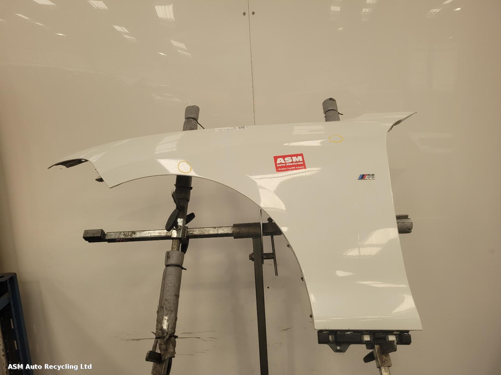 View Auto part L Wing Bmw 1 Series 2014