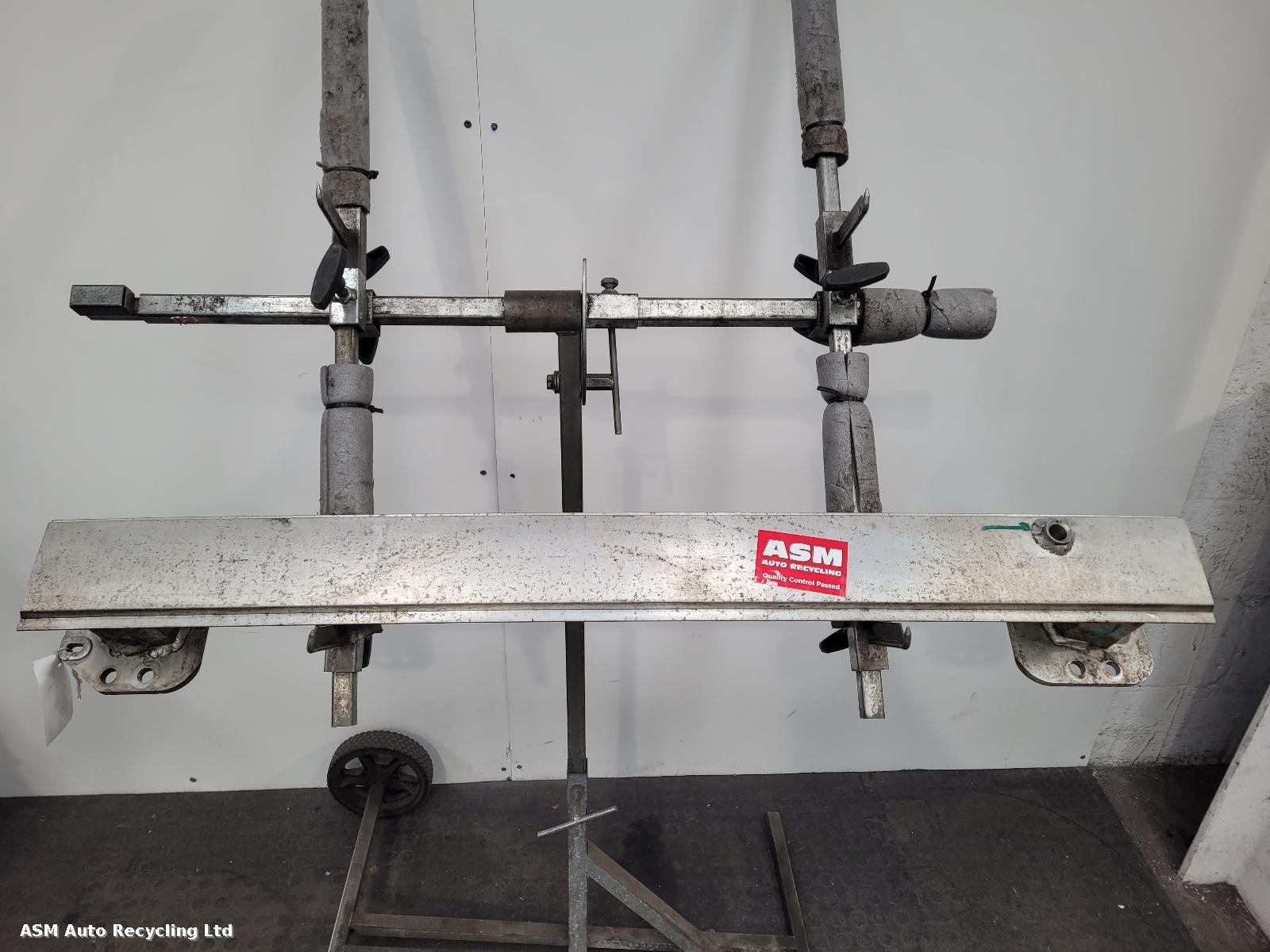 View Auto part Rear Bumper Reinforcement Peugeot Rcz 2011