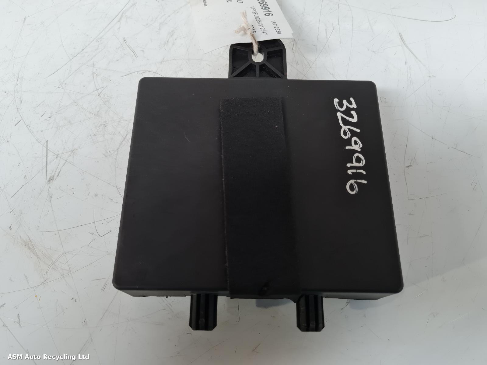View Auto part ECU Renault Trafic 2015