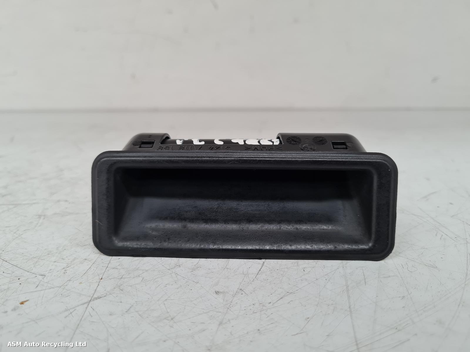 View Auto part Tailgate Handle Bmw 1 Series 2010