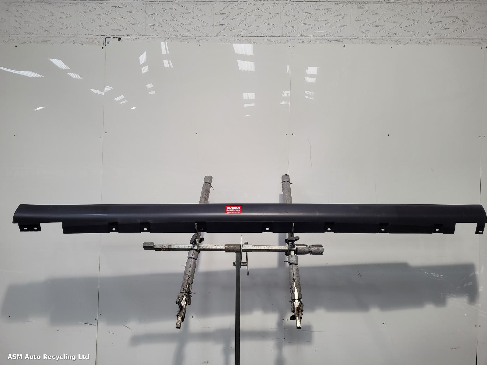View Auto part Side Skirt Rolls-royce Ghost 2013