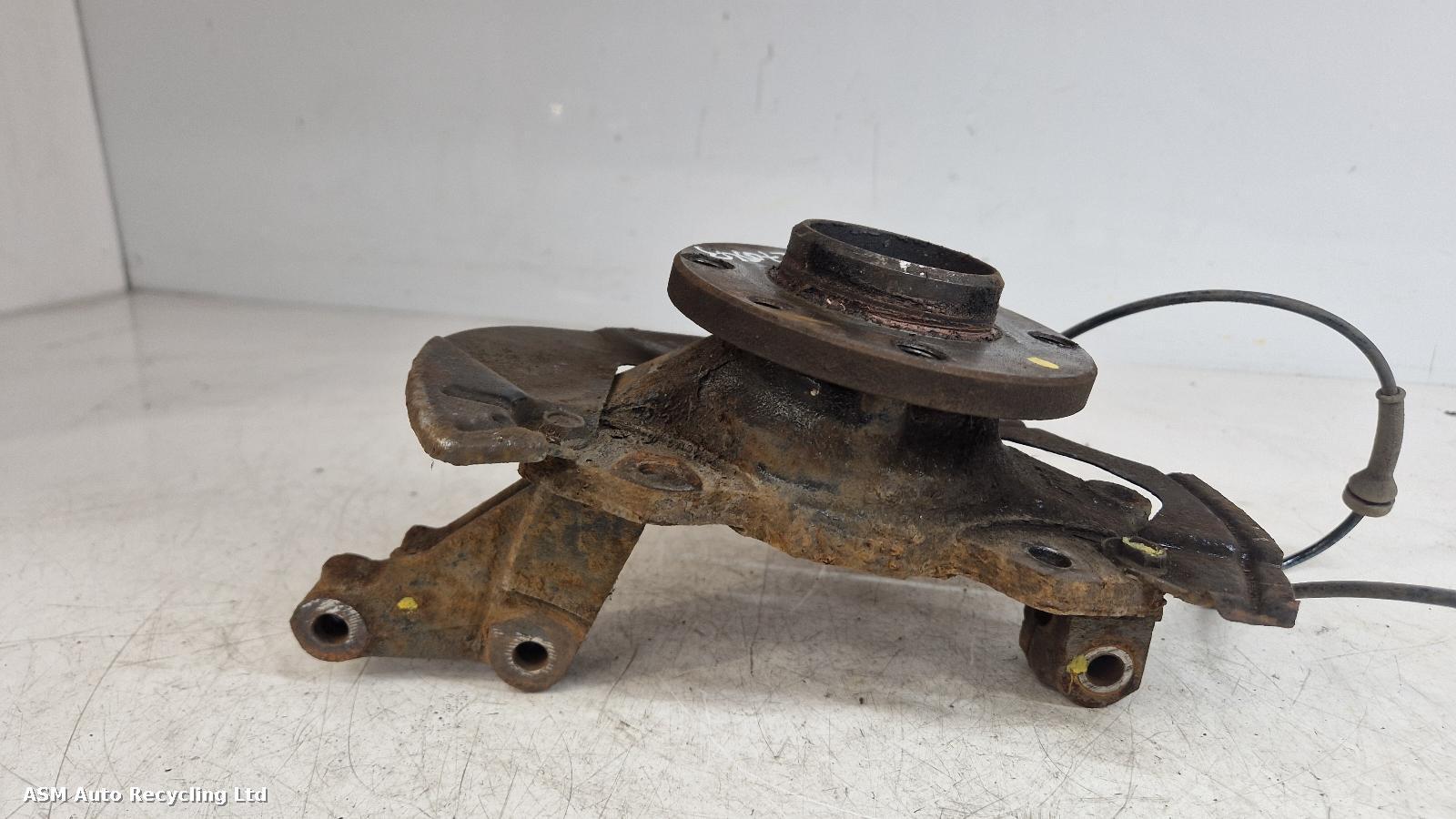 View Auto part LF Hub/Stub Axle Assembly Fiat 500 2012