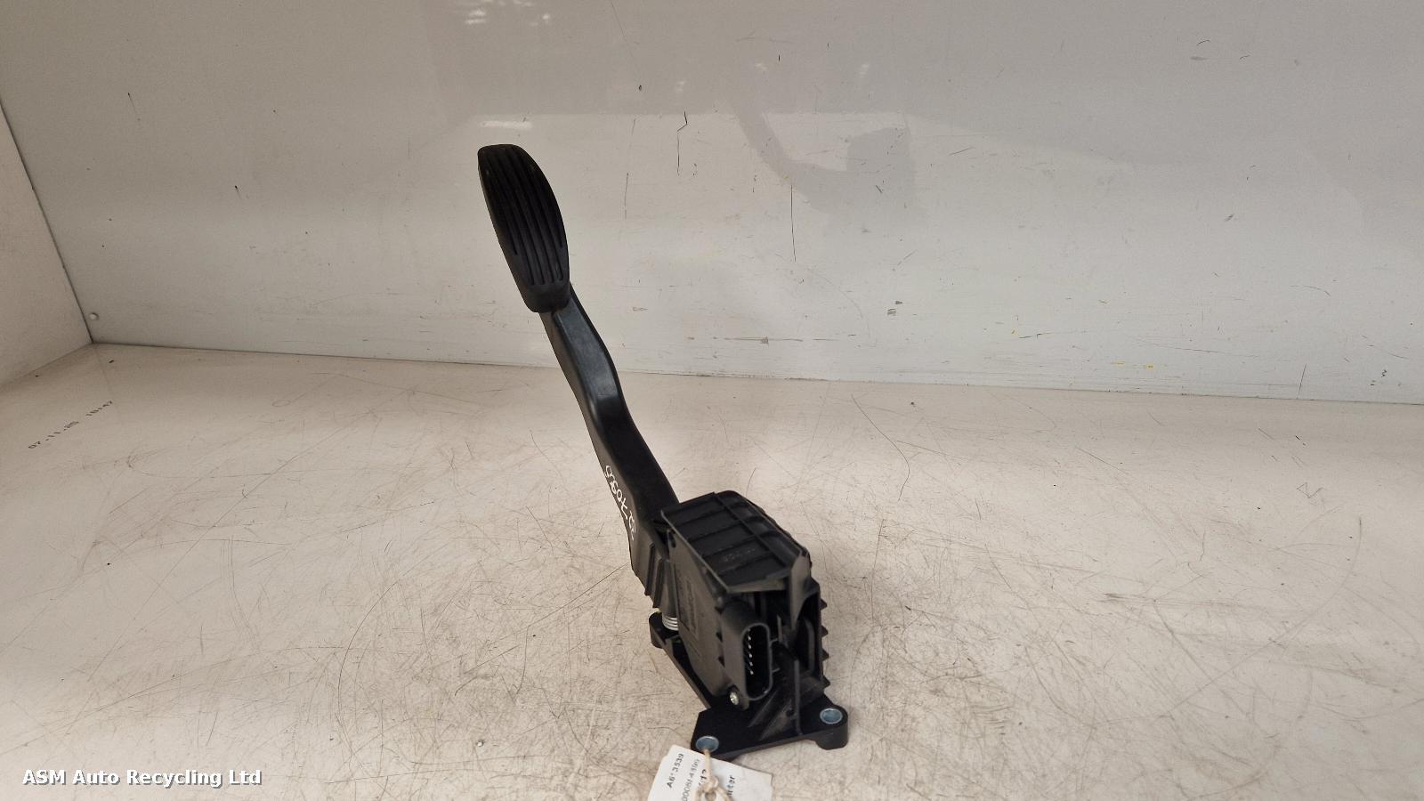 View Auto part Pedal Potentiometer Fiat 500 2012